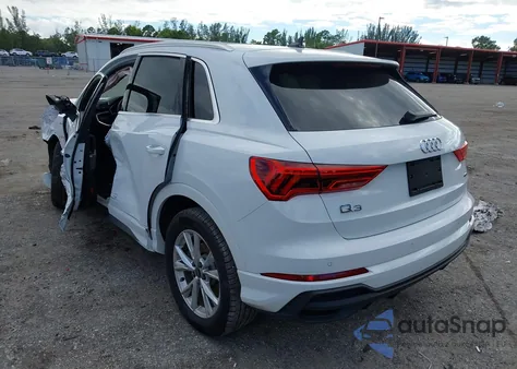 2025 Audi Q3 Premium 45 Tfsi S Line Quattro Tiptronic z USA, uszkodzony, nr VIN WA1DECF35S1031449